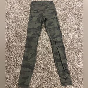Lululemon Athletica Green Camouflage Leggings